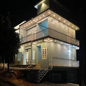 The Karlyle *** Vaduvanchal